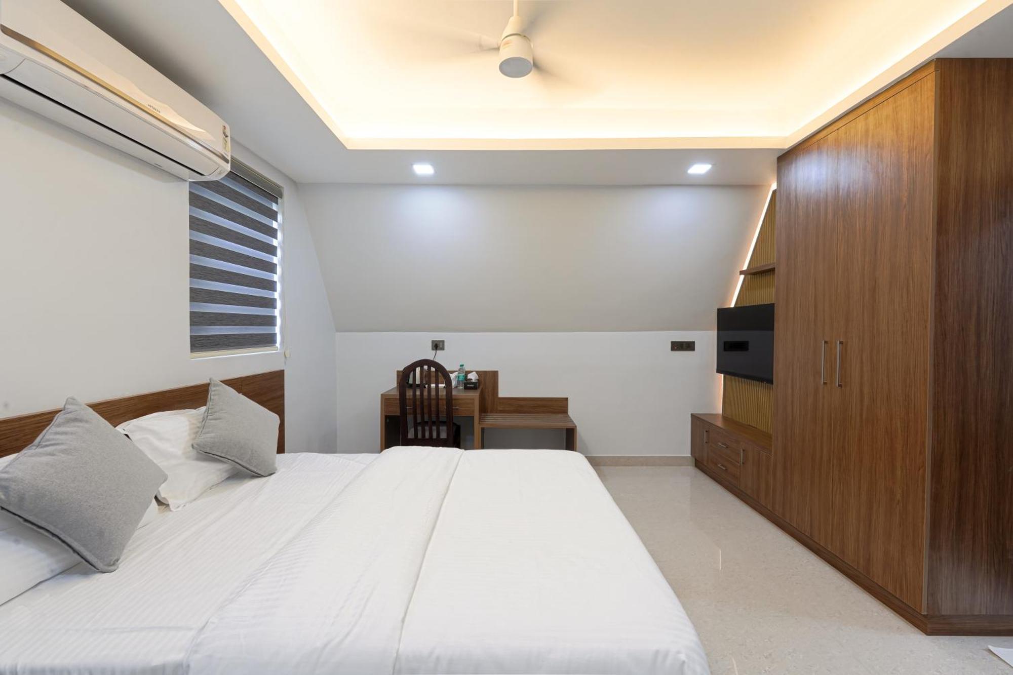Готель Eve Nest Kochi Екстер'єр фото